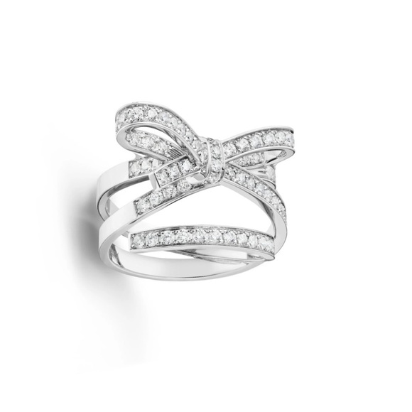 Jewelry - NWOT Costume Bow Ring: Size 7